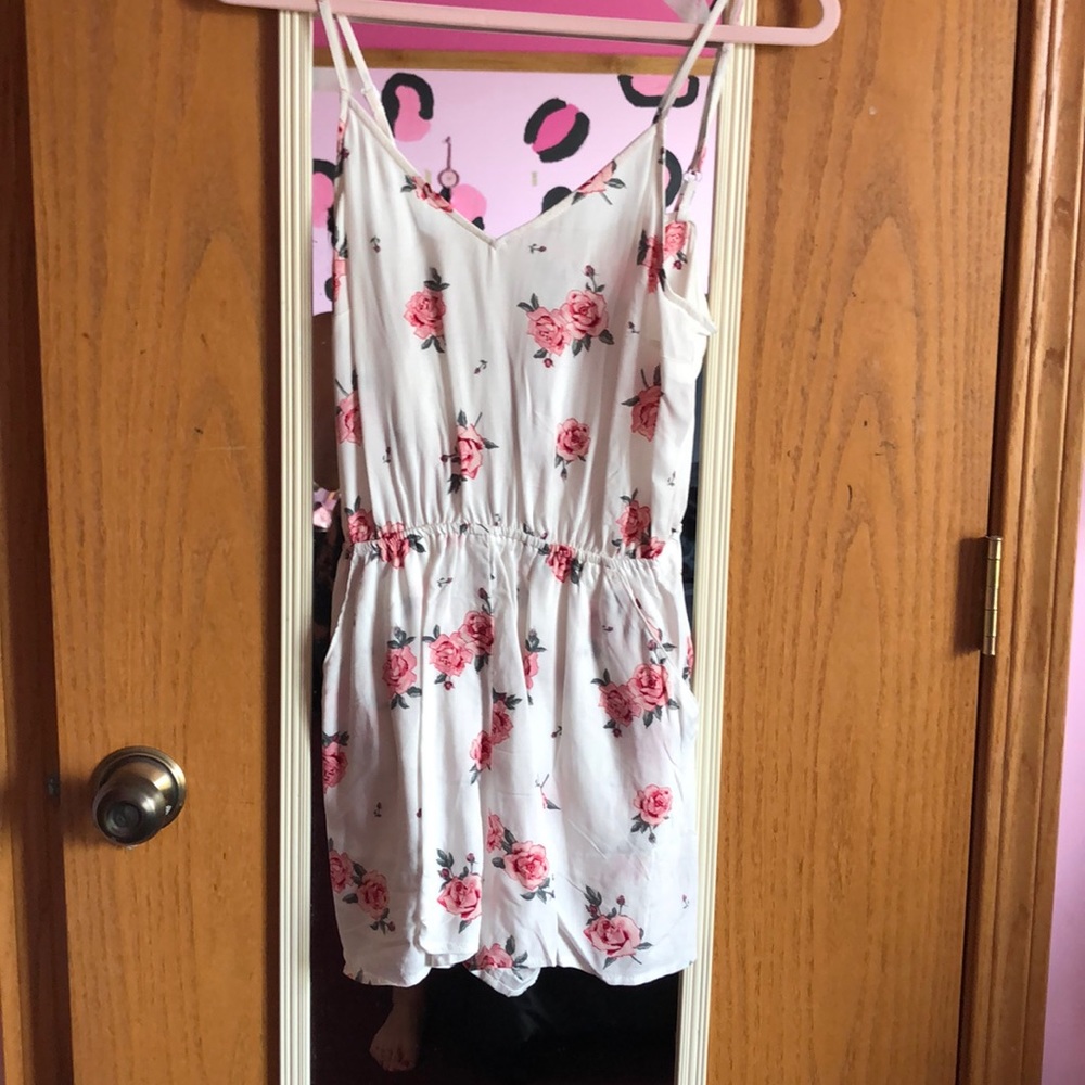 Floral Romper with pockets